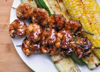 How to prepare shrimp with garlic and honey in 10 minutes?