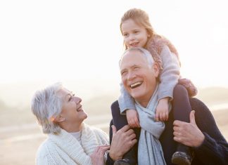 According to a study, children who have a close relationship with their grandparents are happier and more confident.
