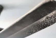 How to Clean a Ceiling Fan (and Why It’s Important)