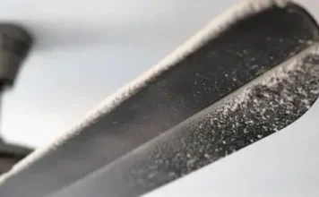 How to Clean a Ceiling Fan (and Why It’s Important)