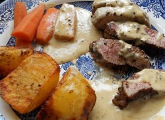 Steak with French pepper (Steak Magnifique)