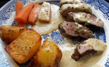 Steak with French pepper (Steak Magnifique)