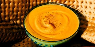 A 5-ingredient pumpkin soup that promotes digestion, by a dietitian