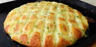 How To Make Mouthwatering Garlic Mozzarella Bread