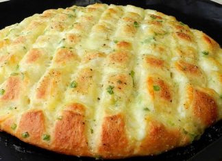 How To Make Mouthwatering Garlic Mozzarella Bread
