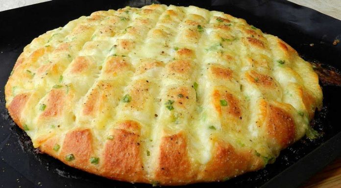 How To Make Mouthwatering Garlic Mozzarella Bread