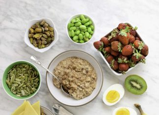 Looking For A Healthy Bedtime Snack? A Sleep Specialist Shares 3 Ideas