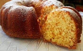 Orange Sponge Cake with Yogurt
