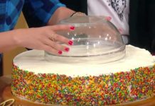 When it comes to cutting a cake, the “bowl method” is a game changer.