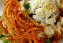 The most fun and delicious way to eat spaghetti and meatballs