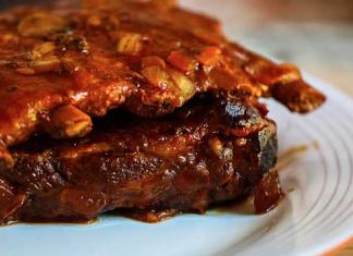 5 slow cooker recipes for ribs that fall right off the bone