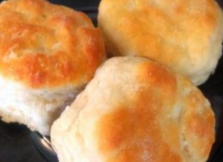 Grandma’s Legacy Biscuits: A Tender, Nostalgic Delight