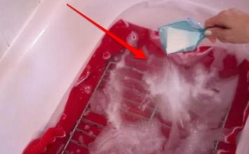 Use a bathtub to clean those disgusting oven racks.