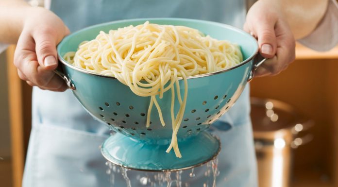 Reasons for not draining pasta in the sink