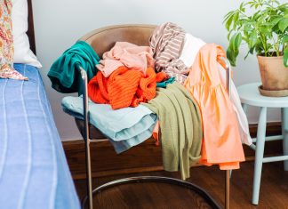 It is time to adopt the “clothes chair”.