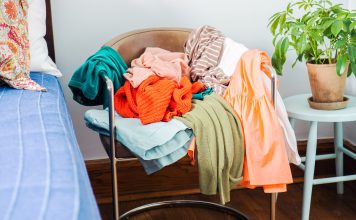It is time to adopt the “clothes chair”.