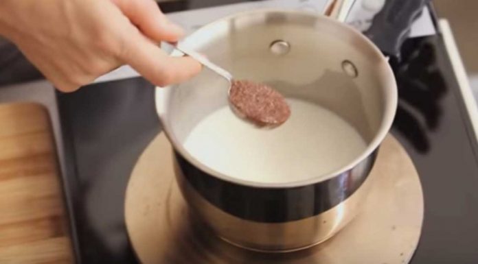 How to make a 3-ingredient homemade hot chocolate mix