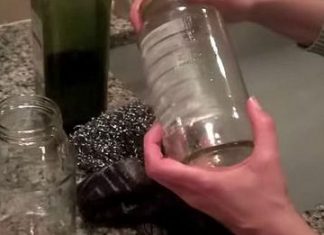How to remove labels from glass bottles with an ingenious ingredient