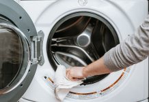 Clean your washing machine to keep your clothes fresh