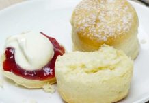 How to make 3 ingredient scones that will never fail.