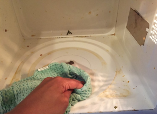 The no-scrub tip for cleaning the best microwaves