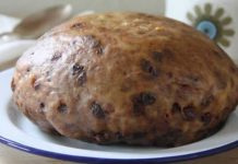 How to make a delicious Clootie dumpling in the microwave?