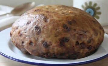 How to make a delicious Clootie dumpling in the microwave?