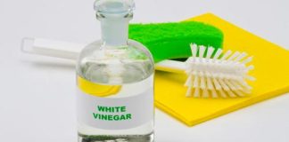 Don’t use white vinegar to clean these 12 things