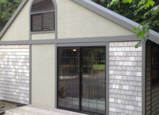 A cute and cozy little 280 square foot home to visit!