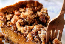 Praline Pumpkin Pie