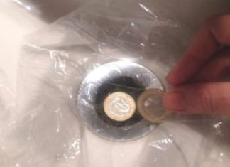 Why he placed a bag over the drain of his hotel bathtub.