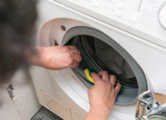 How To Remove Mold From The Washing Machine