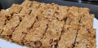 Pecan Streusel Pumpkin Bars