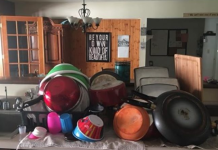 Studies show that there is a link between a messy house and depression.