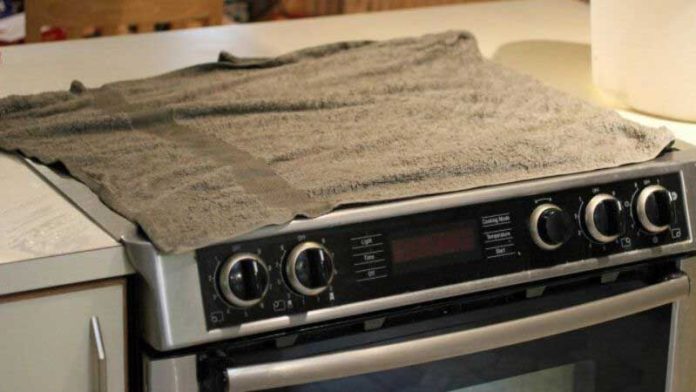 Tips For Cleaning A Glass-Top Electric Stove - Cleaning & Household 2024 | PopcornTime