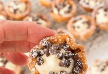 MINI CANNOLI CUPS