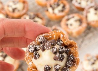MINI CANNOLI CUPS
