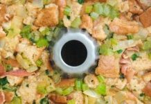 A very nice way to prepare the stuffing for Thanksgiving