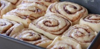 How To Make Delicious Homemade Cinnamon Rolls