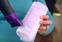 How to Turn a Plain Candle into a Photo Gift