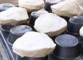 The Secret To Making Your Own Mini Bread Bowls