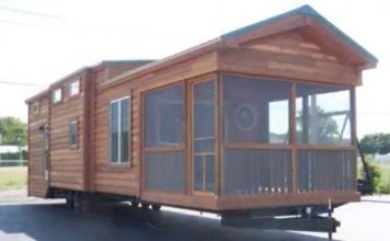 This House On Wheels Comes Fully Furnished and Sleeps 6 People