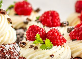 Mini Red Velvet Bundt Cakes
