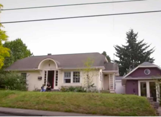 Couple Turns Their Garage Into A Cozy In-Law Suite