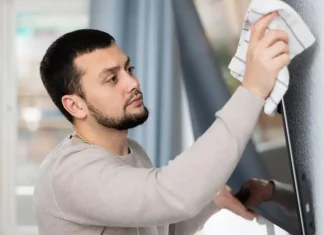 The Best Way to Clean Your TV Without Damaging It
