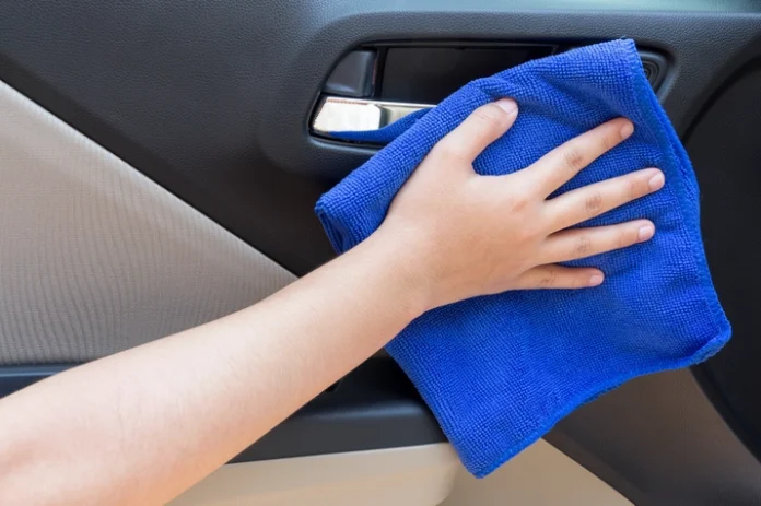 10 Shockingly Easy DIY Solutions to Keep Your Car Squeaky Clean - Cleaning & Household 2024 | PopcornTime