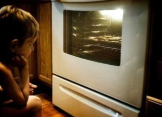 How To Properly Use That Drawer Under The Oven