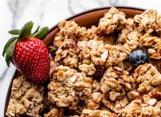 How to Make Granola Clusters