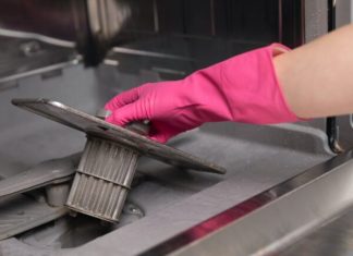 How to Clean a Dishwasher