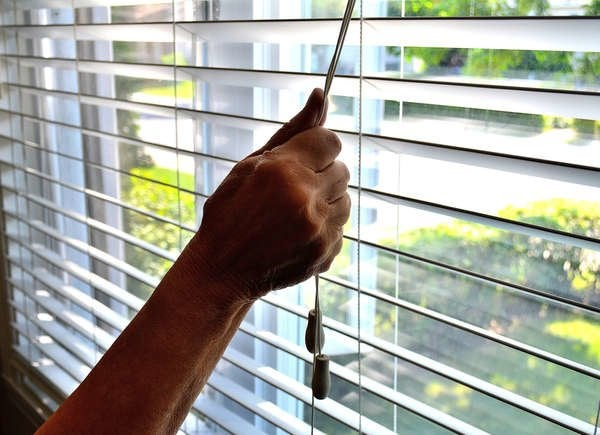 15 Unusual Tips for Your Cleanest Windows Ever - Cleaning & Household 2024 | PopcornTime